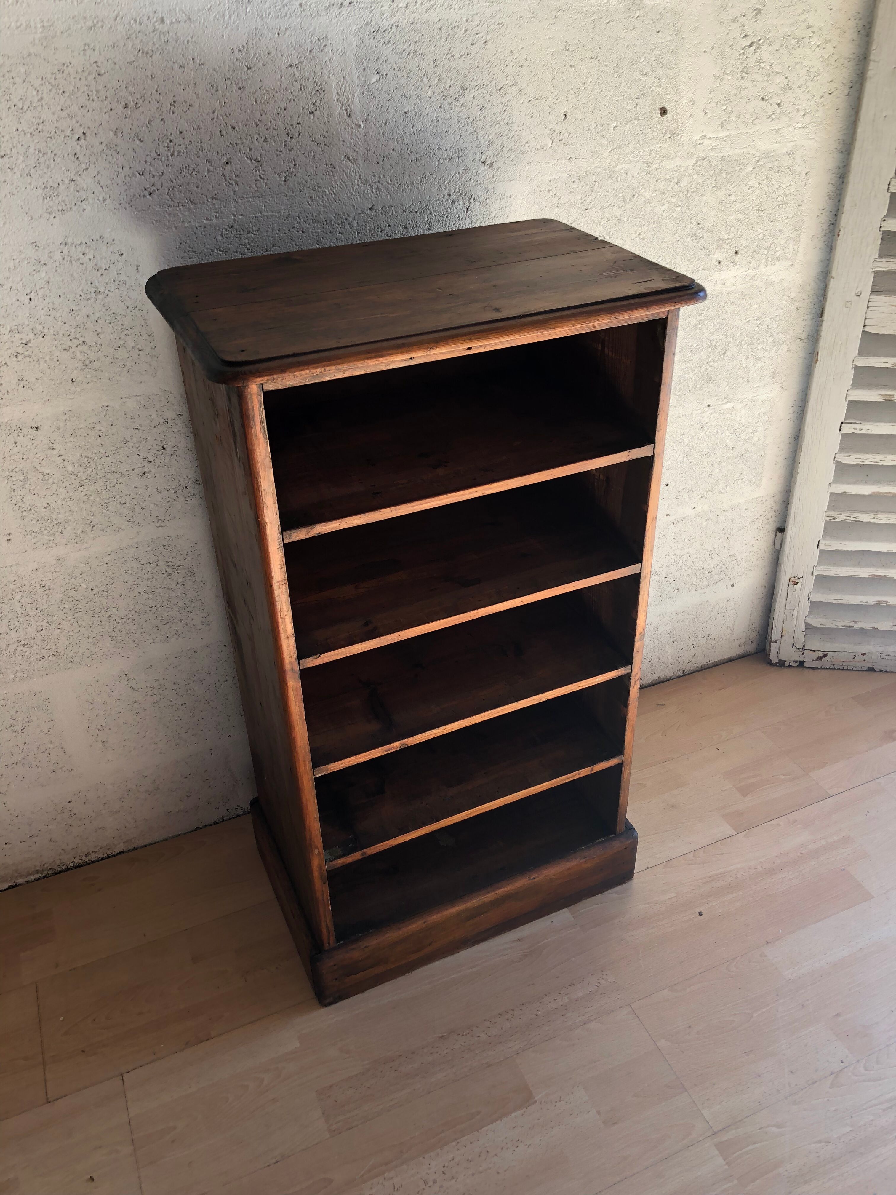 Vintage 60s bibus library