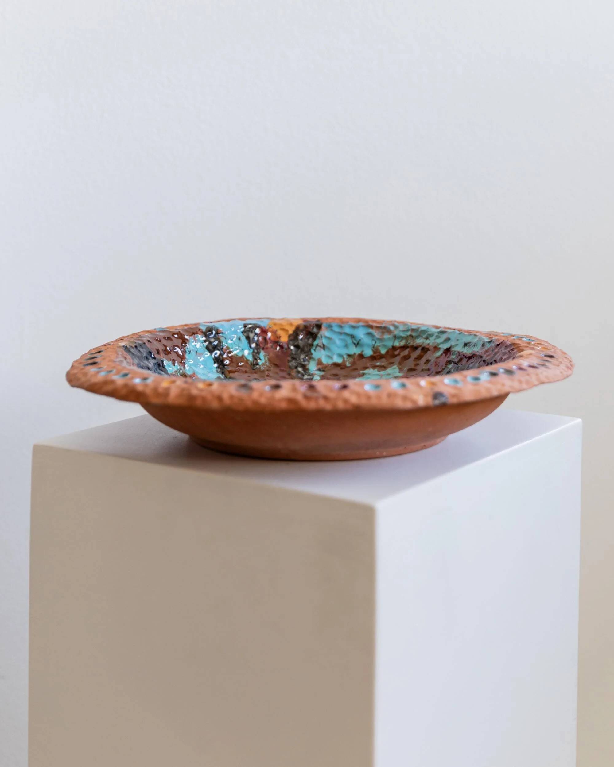 Vintage 1970s ceramic workshop bowl, naive handcrafted shape with coloured glaze, terracotta fruit bowl or wall plate, elegant gift idea.