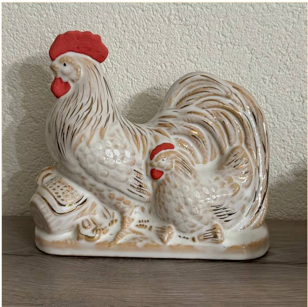 Chicken ornament — Hagi ware by Tenryū