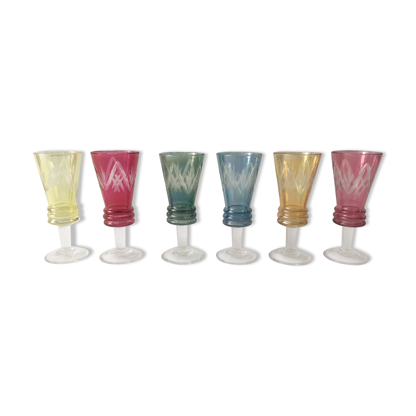 Série de 6 petits verres à pied