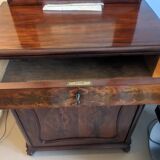 Mahogany chest of drawers with claw feet and mirror