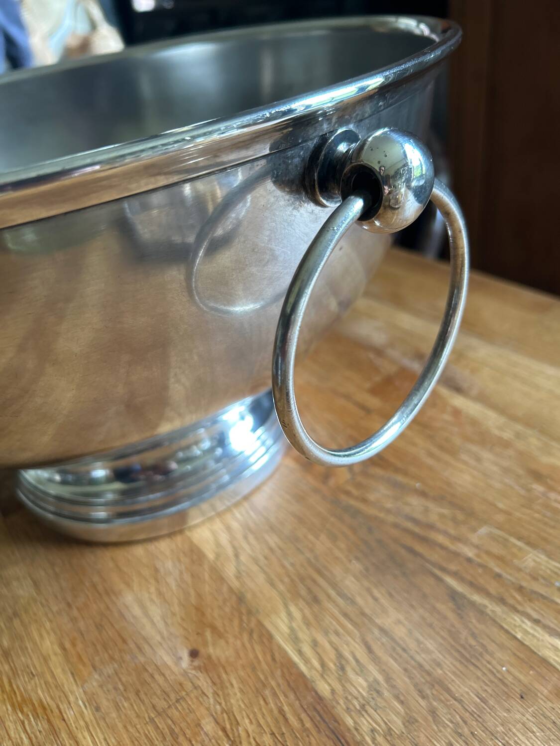 Silver metal champagne tub