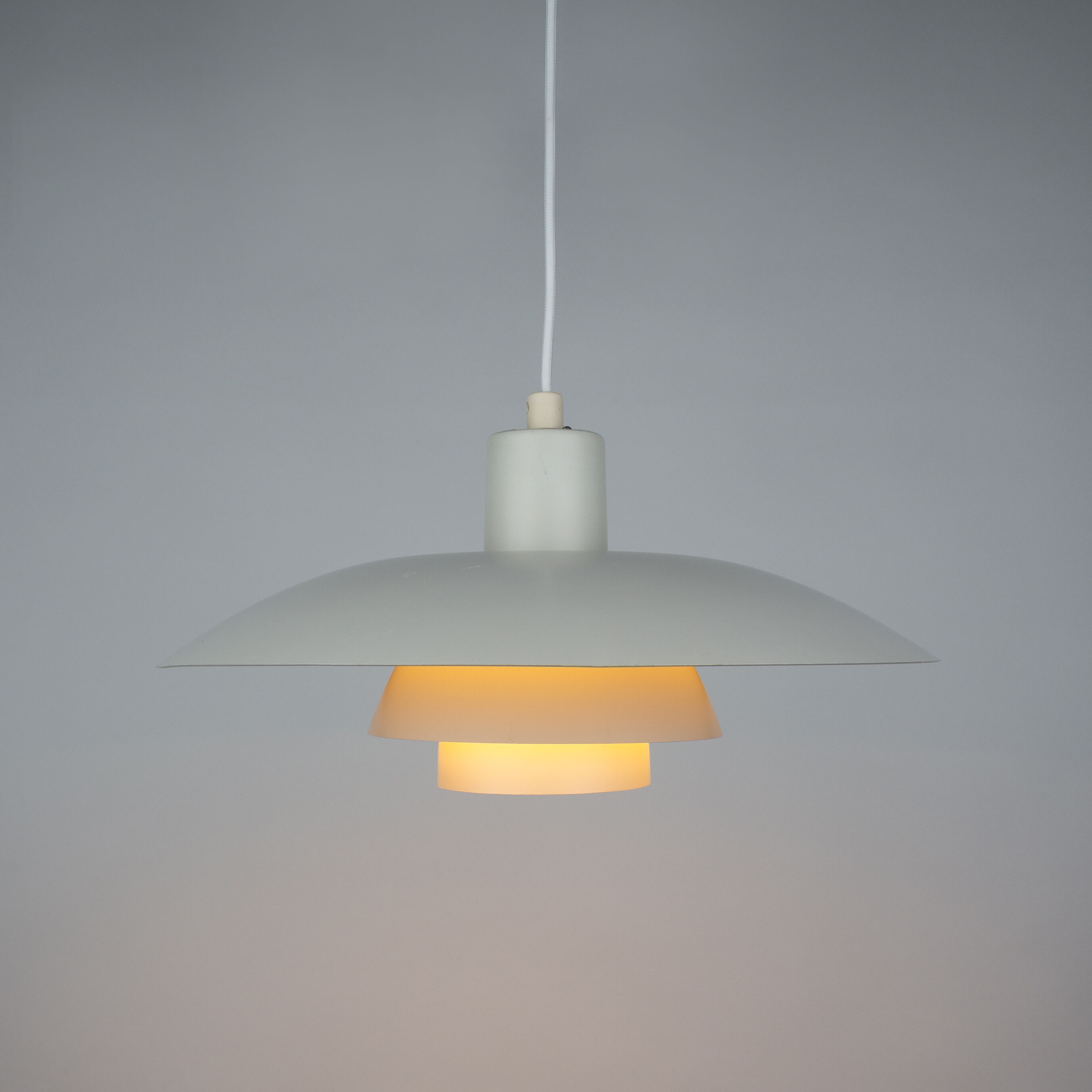 Paire de suspensions PH 4/3 par Poul Henningsen, Louis Poulsen, 1966