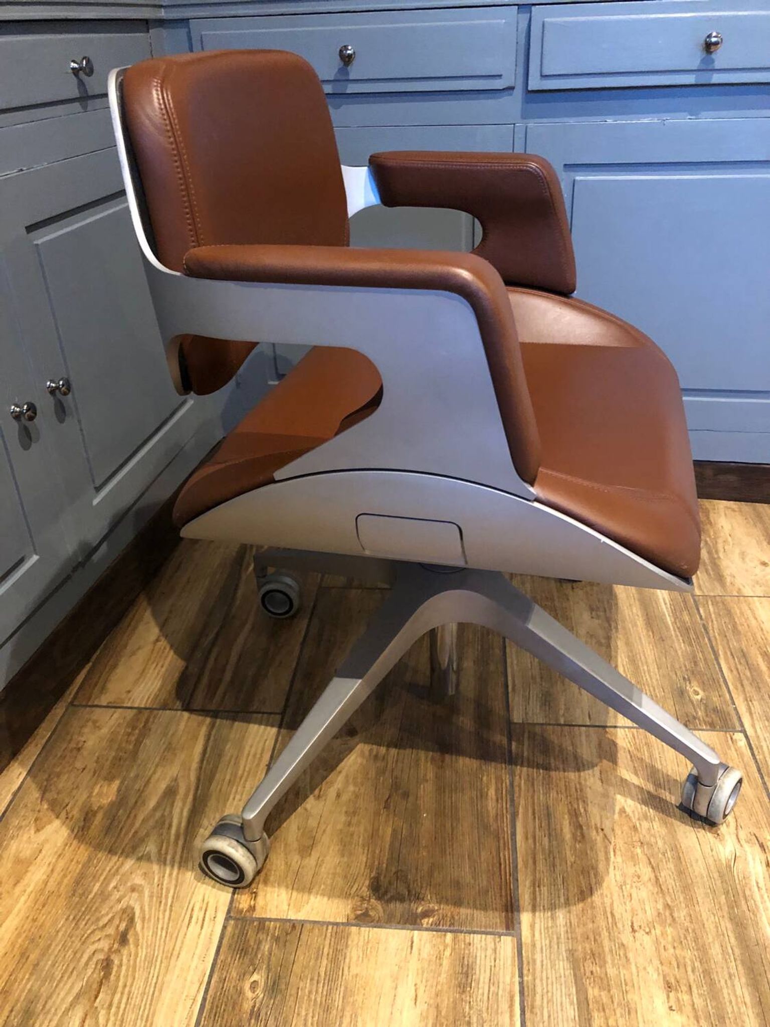 Vintage designer office chair Hadi Teherani Silver 101 S for Intersthul Germany