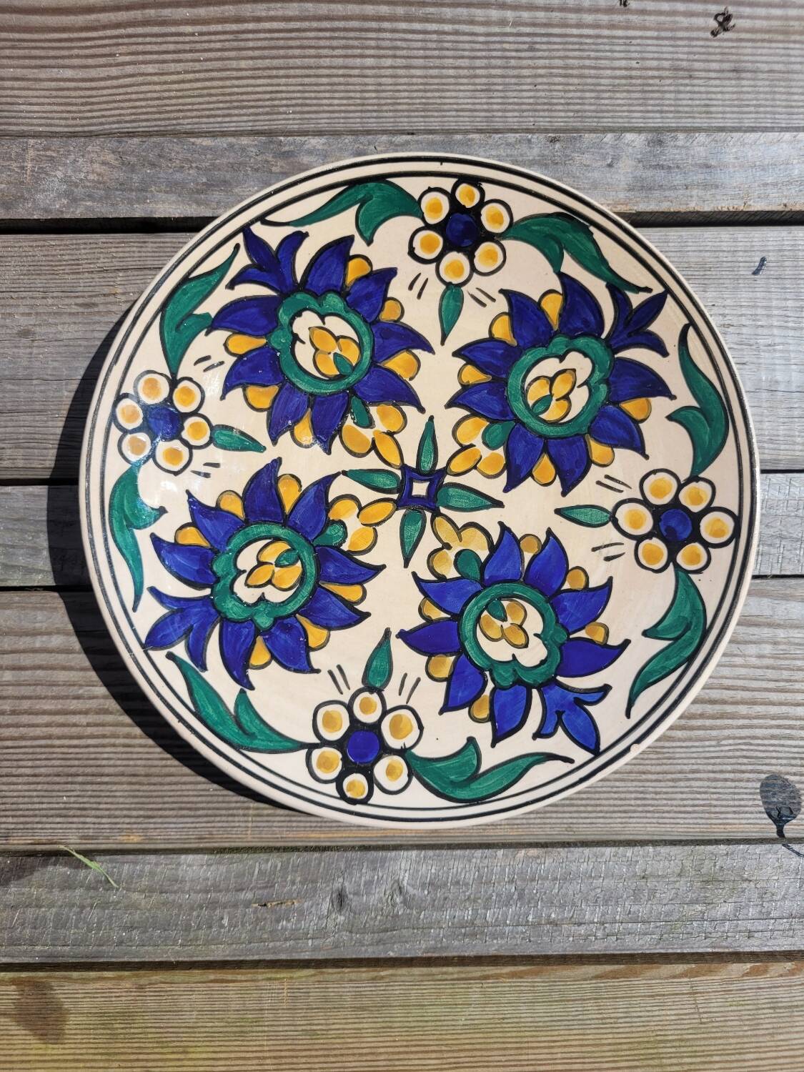 Glazed oriental plate