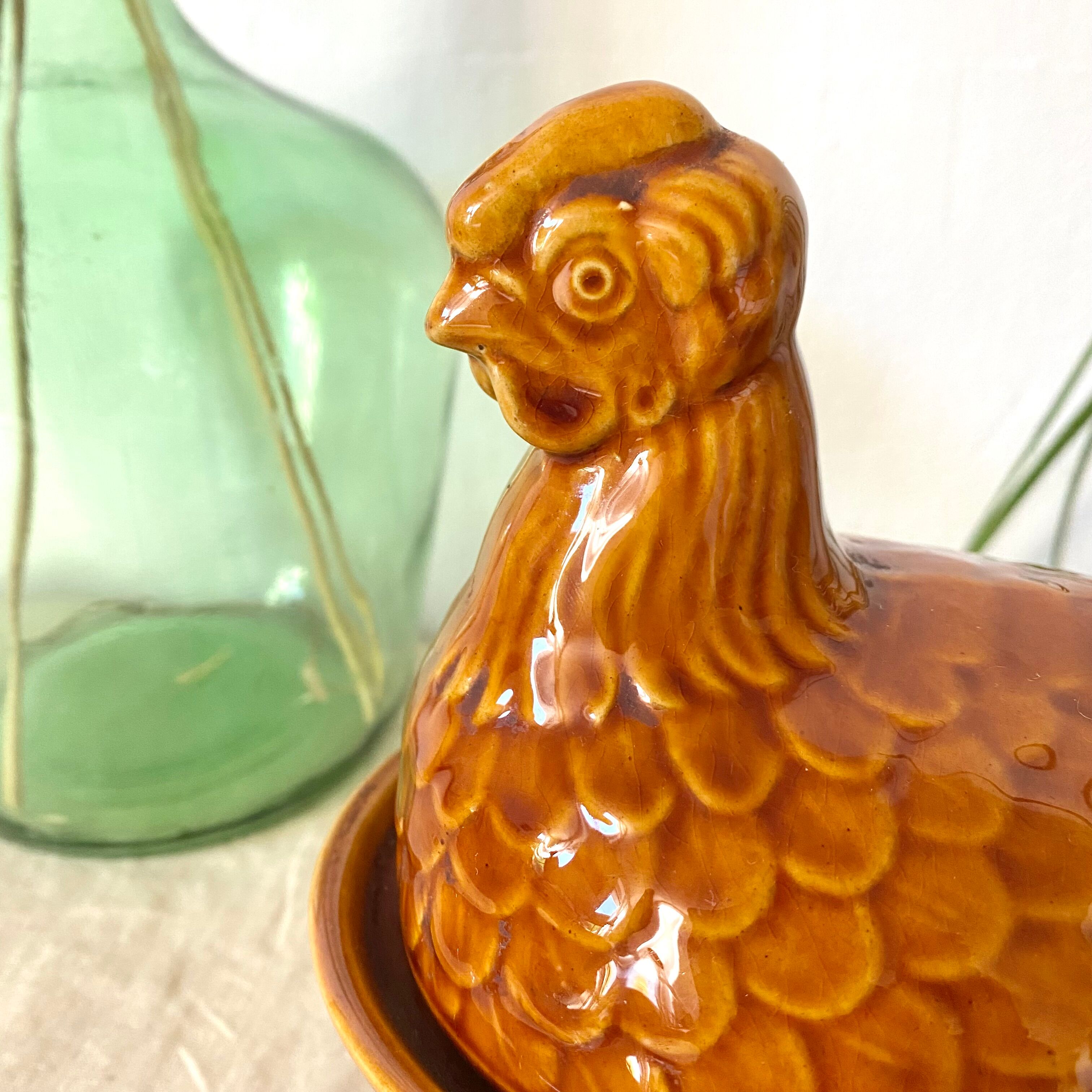 Ceramic terrine hen Geo