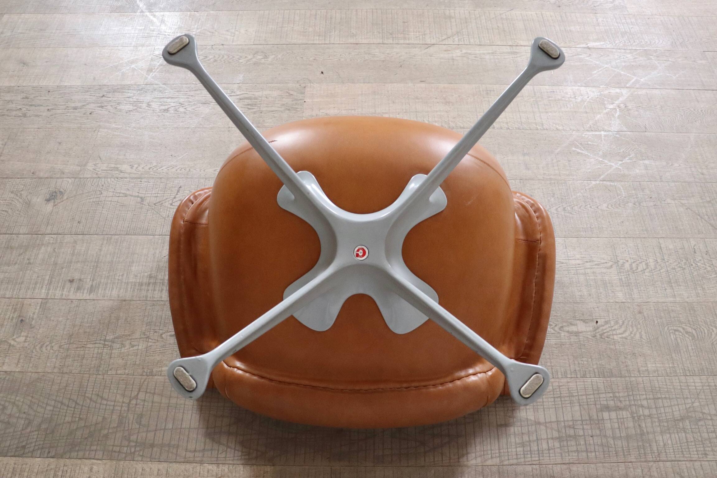 Angelo Mangiarotti For Cassina Model 1110 Lounge Chair, Italy 1960s