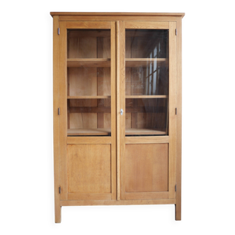 Armoire vitrée en chêne