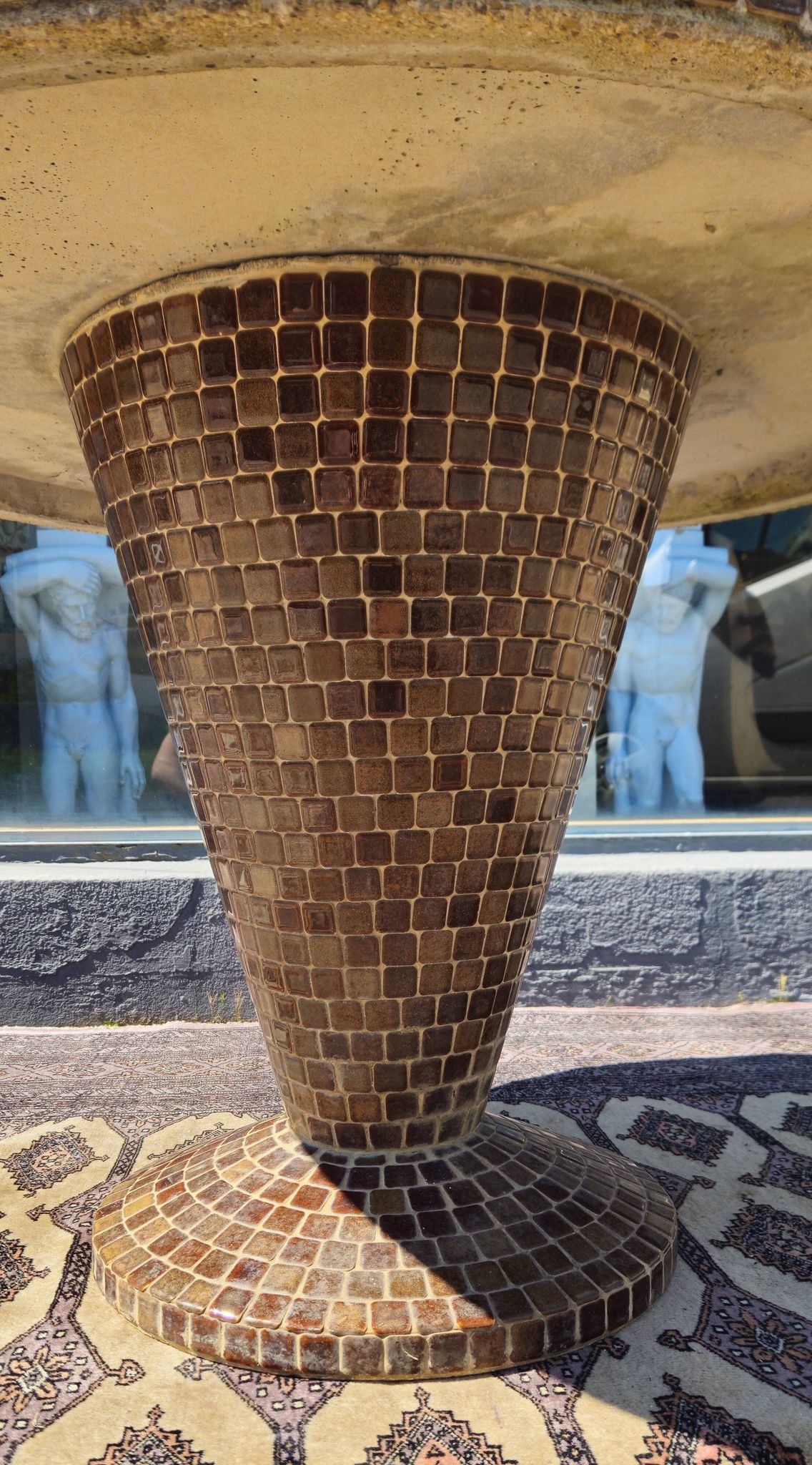 Round table in glazed ceramic mosaic – conical central base