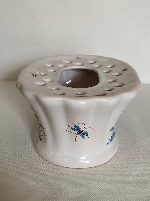 Vasque Pique Flowers Ceramic decoration decor Moustiers G. F.