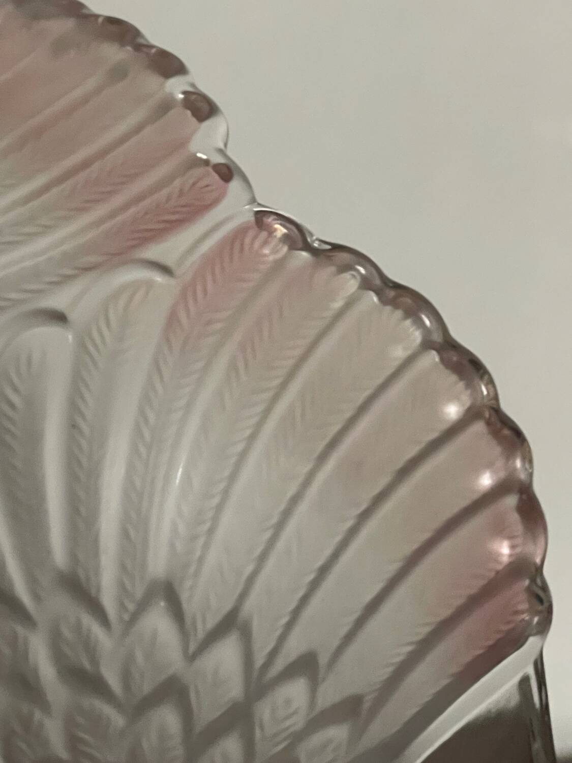 Moulded glass swan bowls