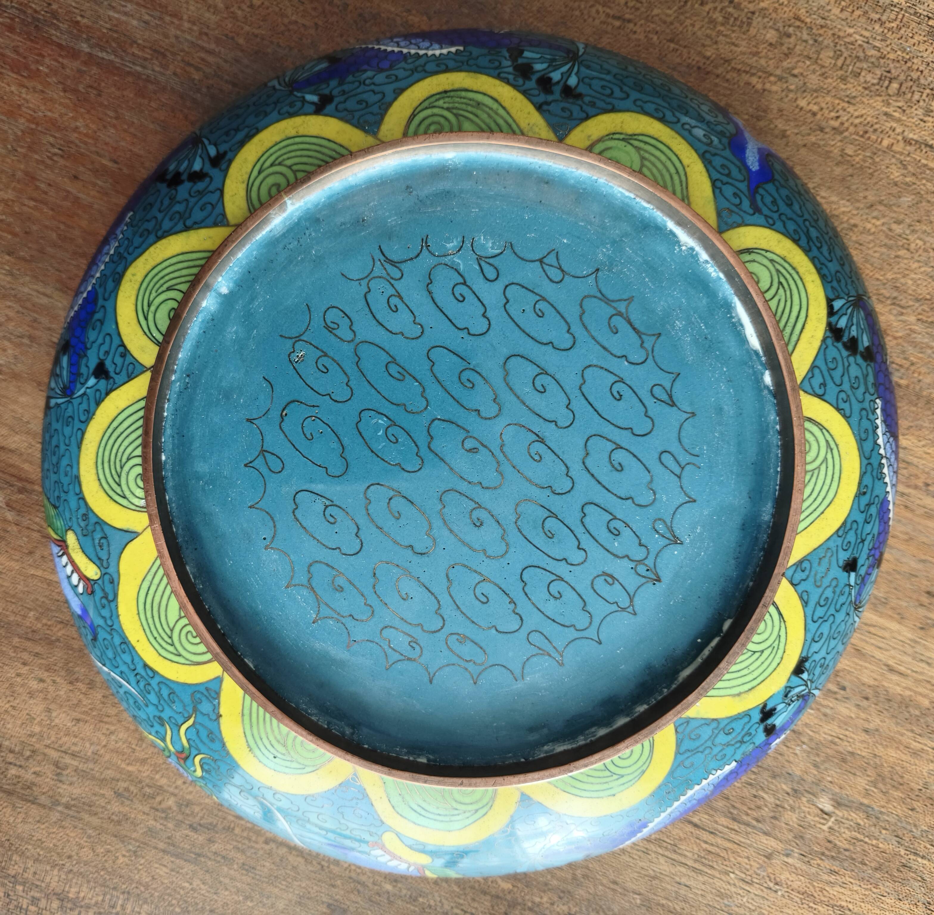 Ancient cloisonné enamel brush rinsing bowl from China.