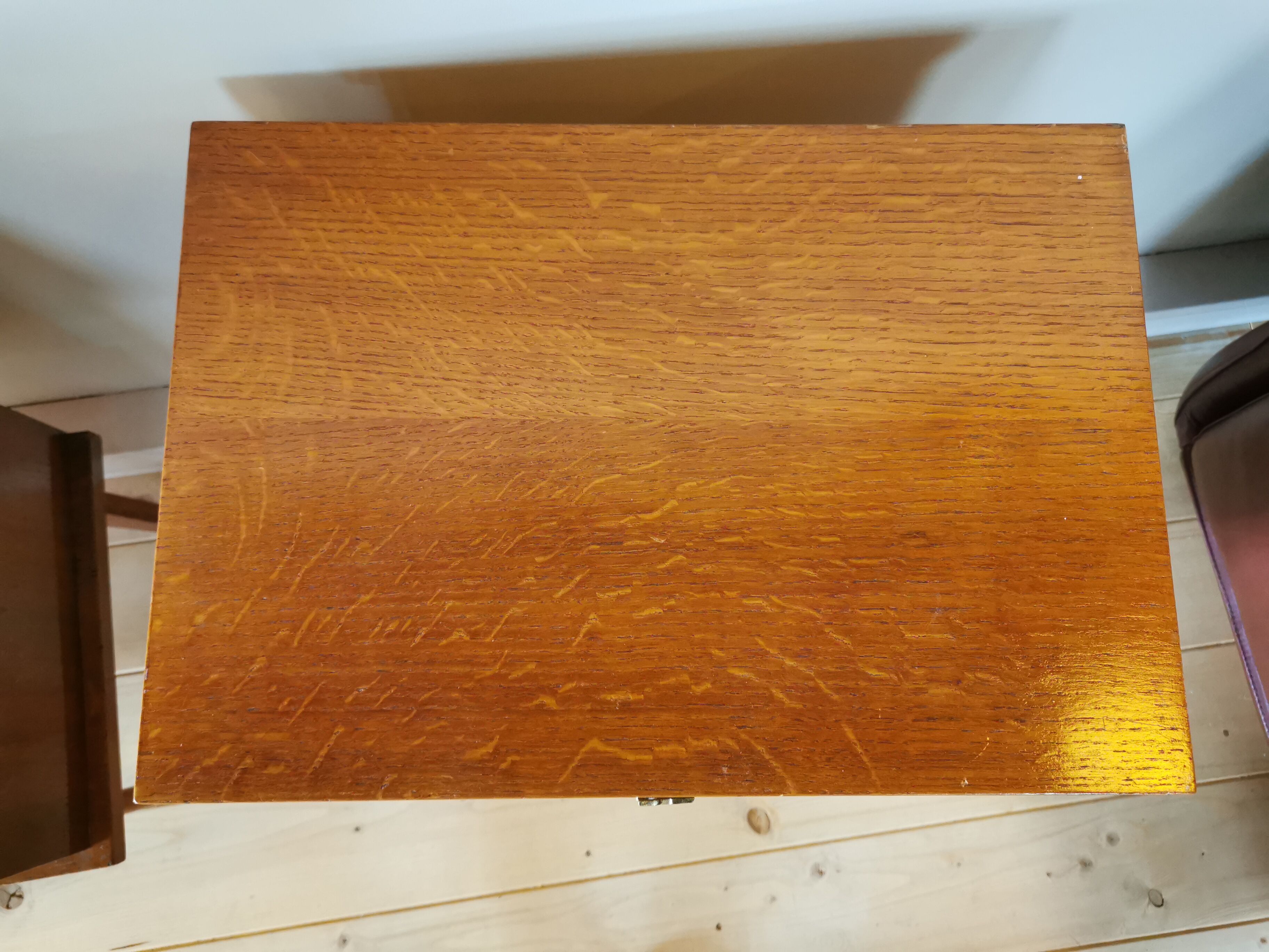 pair of bedsides of the 50s/60s, oak, compass feet