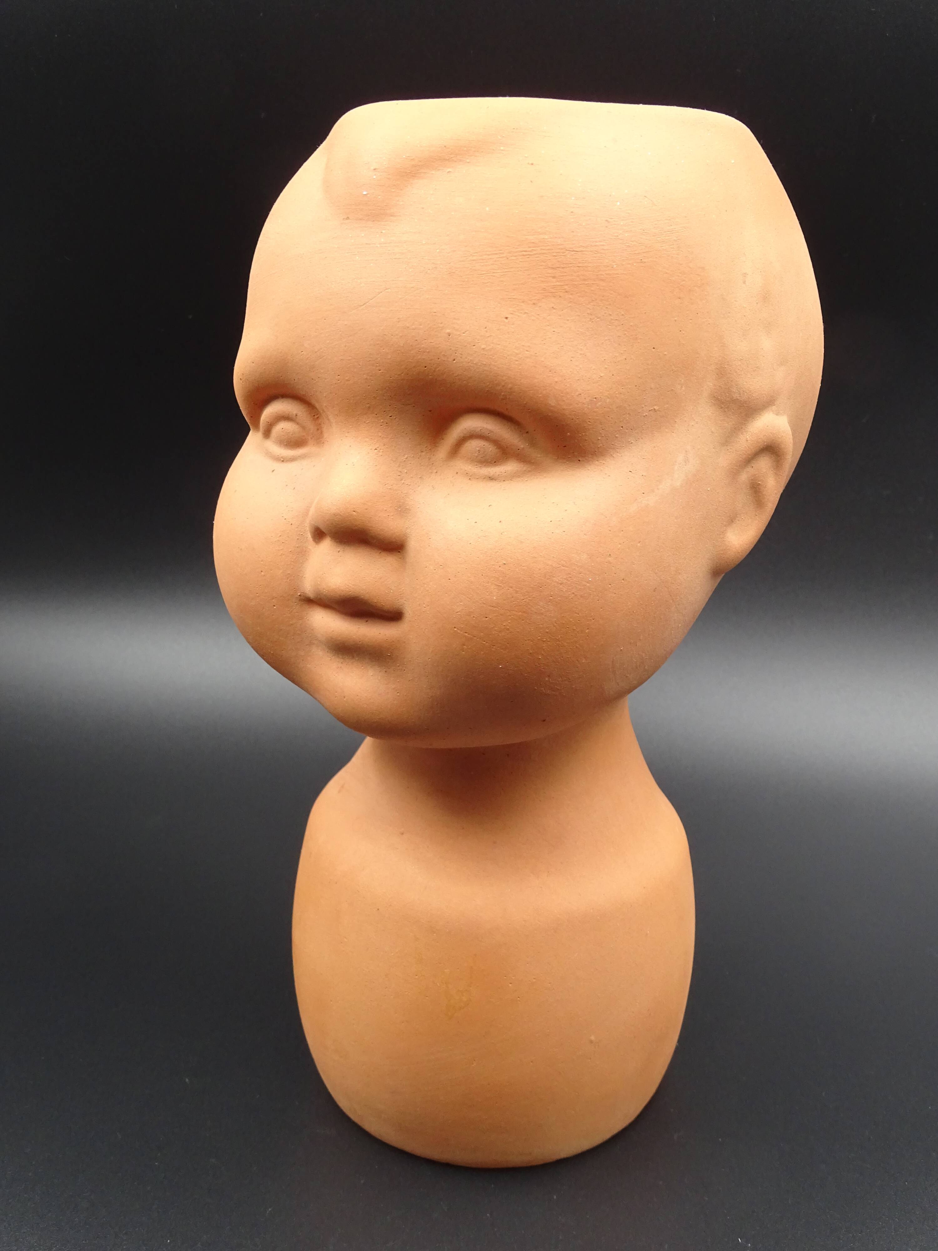 Vase in the shape of a baby's head - poupon