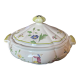 Moustier tureen