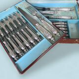 Ménagère 24 couteaux et couverts de service argent Minerve chérubin