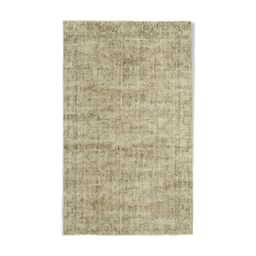 Hand-knotted vintage turkish beige carpet 181 cm x 294 cm