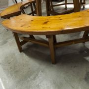 Brutalist ensemble round table 113cm and its 4 rounded stools 1960