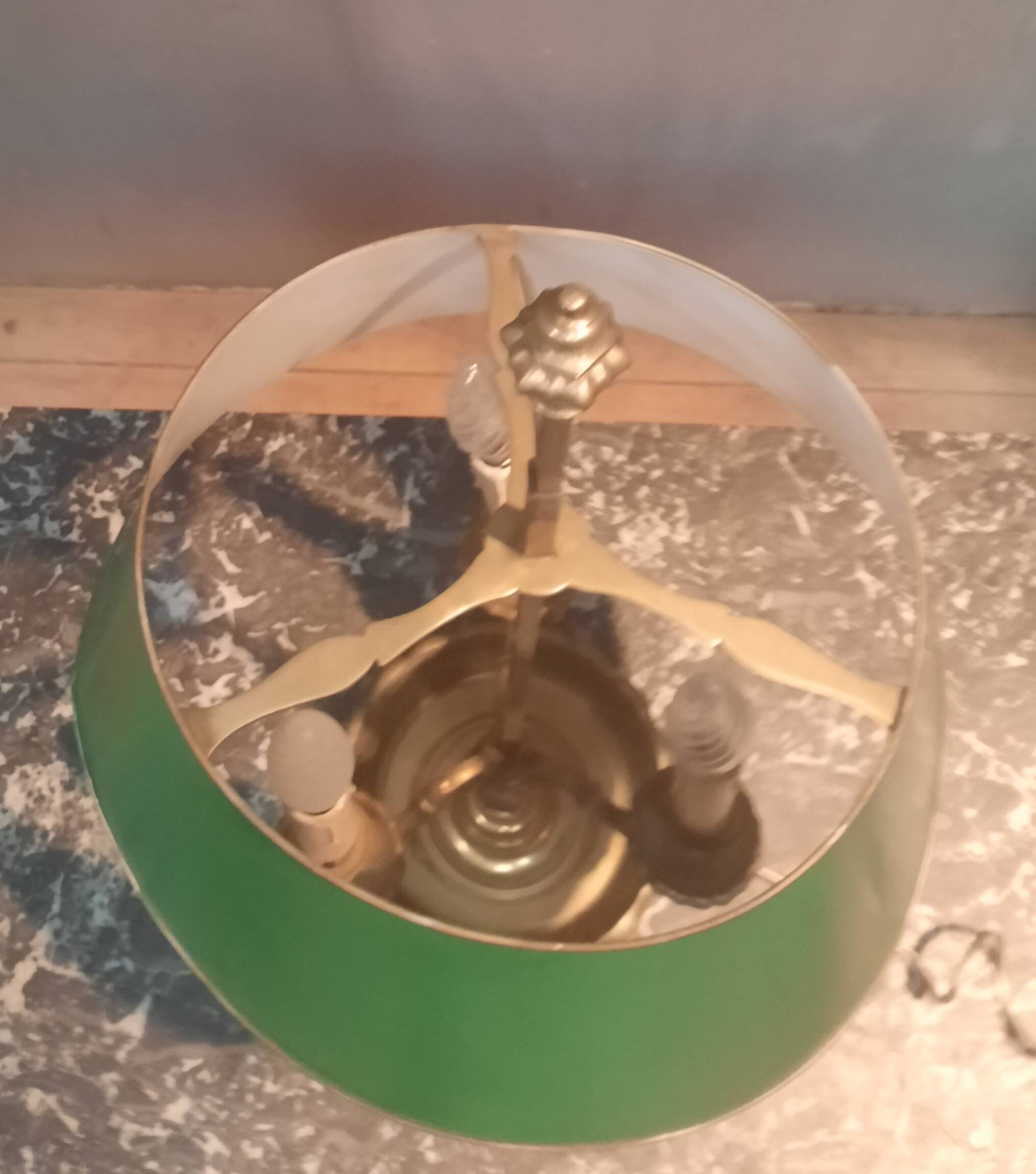Lampe bouillotte de style Louis XV