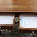 Bureau plat ancien en bois à deux tiroirs
