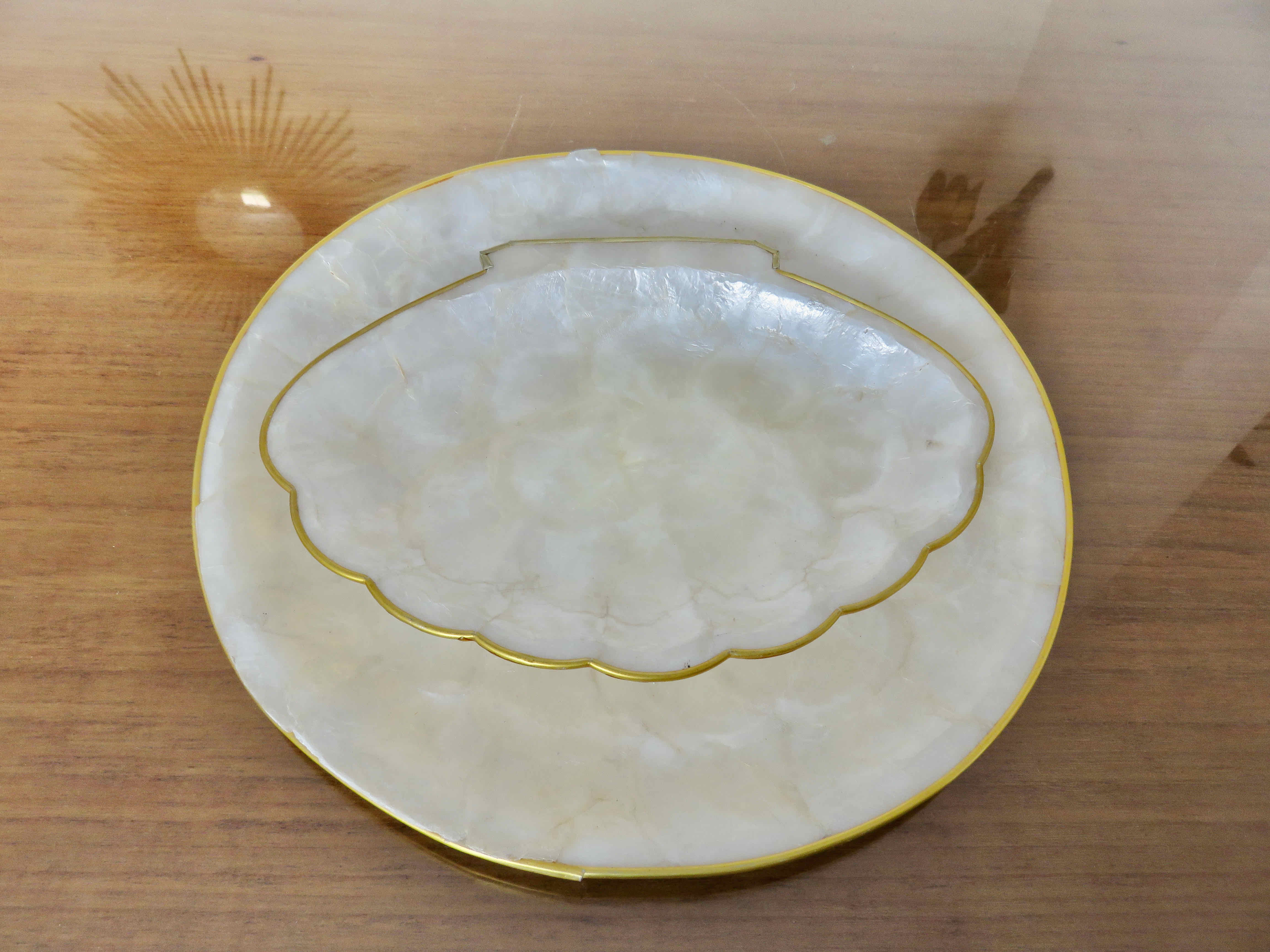 Set in Philippine mother-of-pearl, ramekin and plate