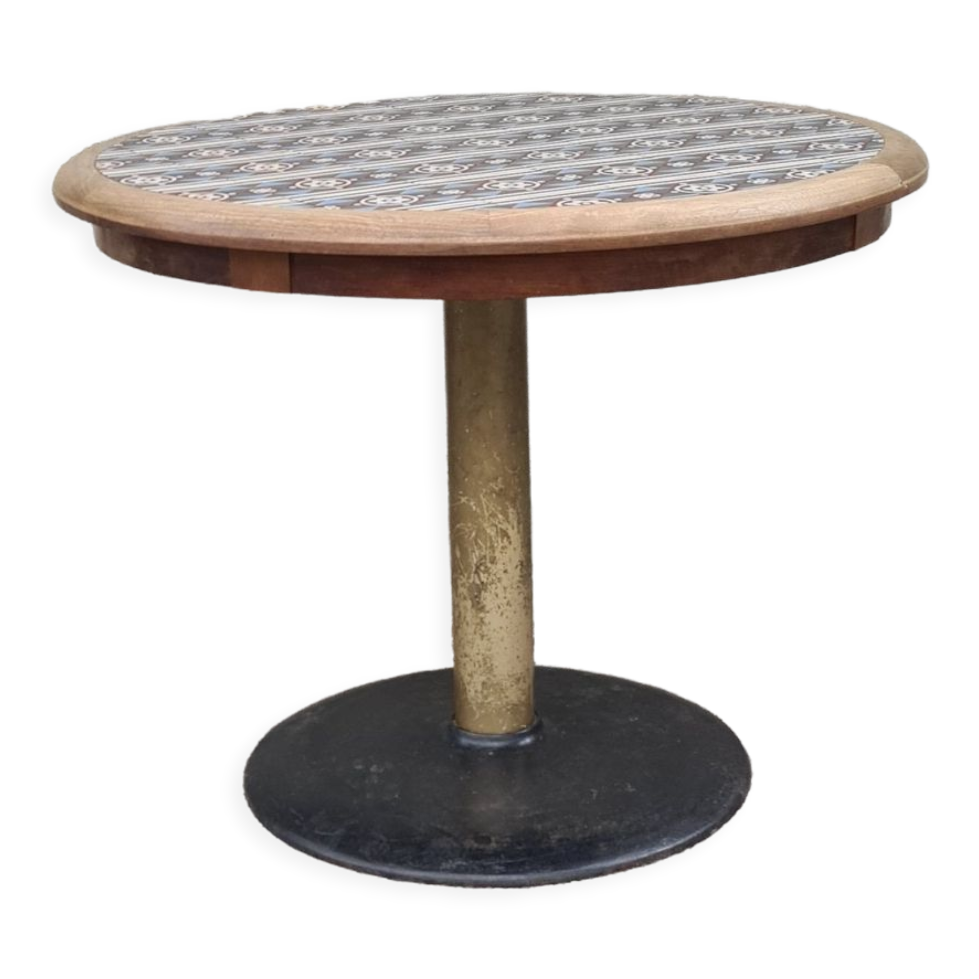 Bistro foot table and cement tile