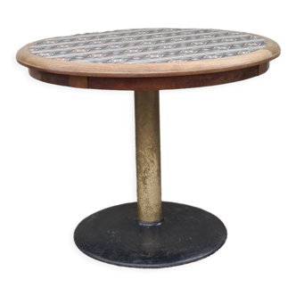 Bistro foot table and cement tile