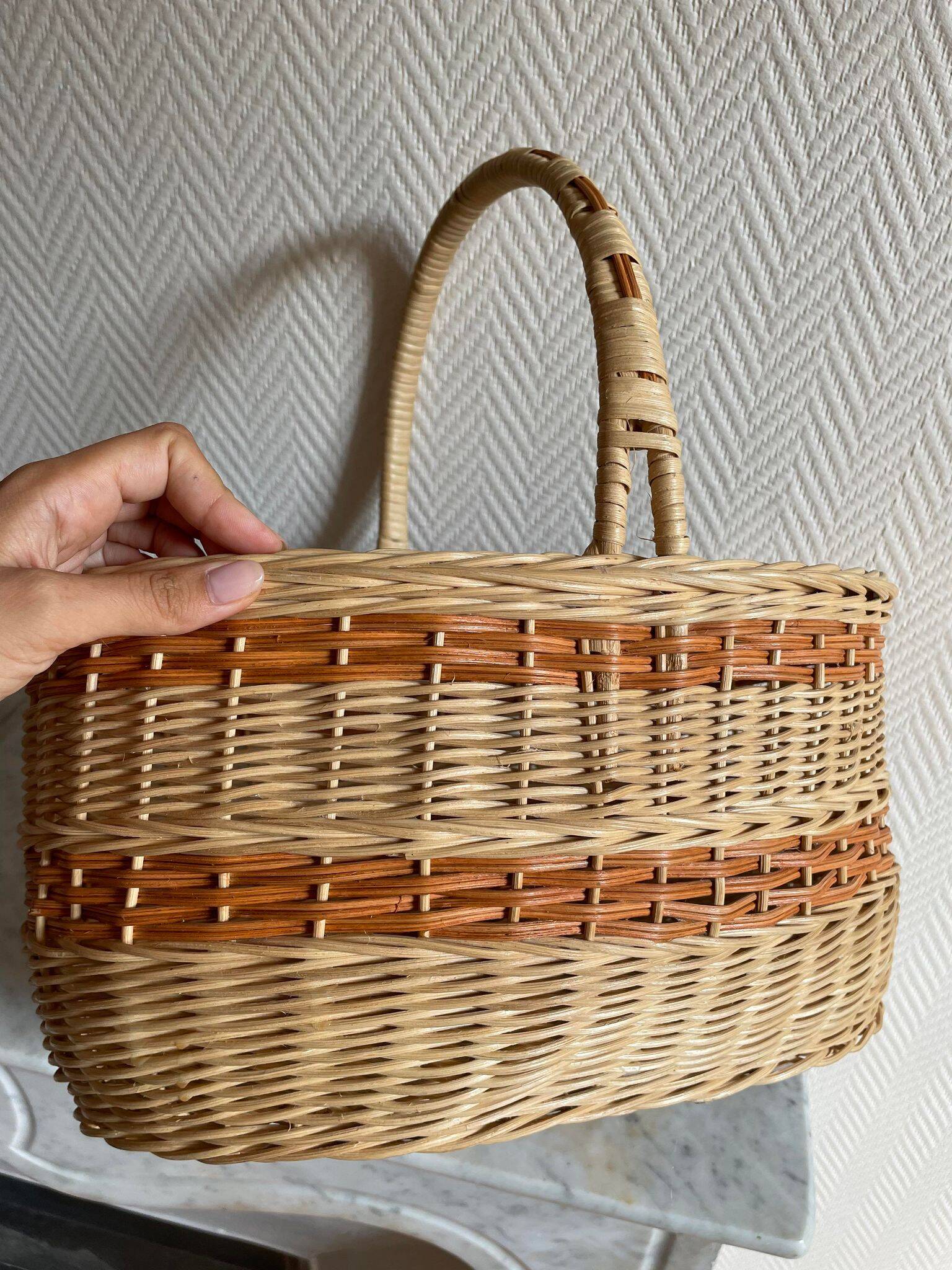 Panier osier orange beige