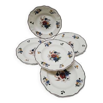 Set of 8 Sarreguemines soup plates