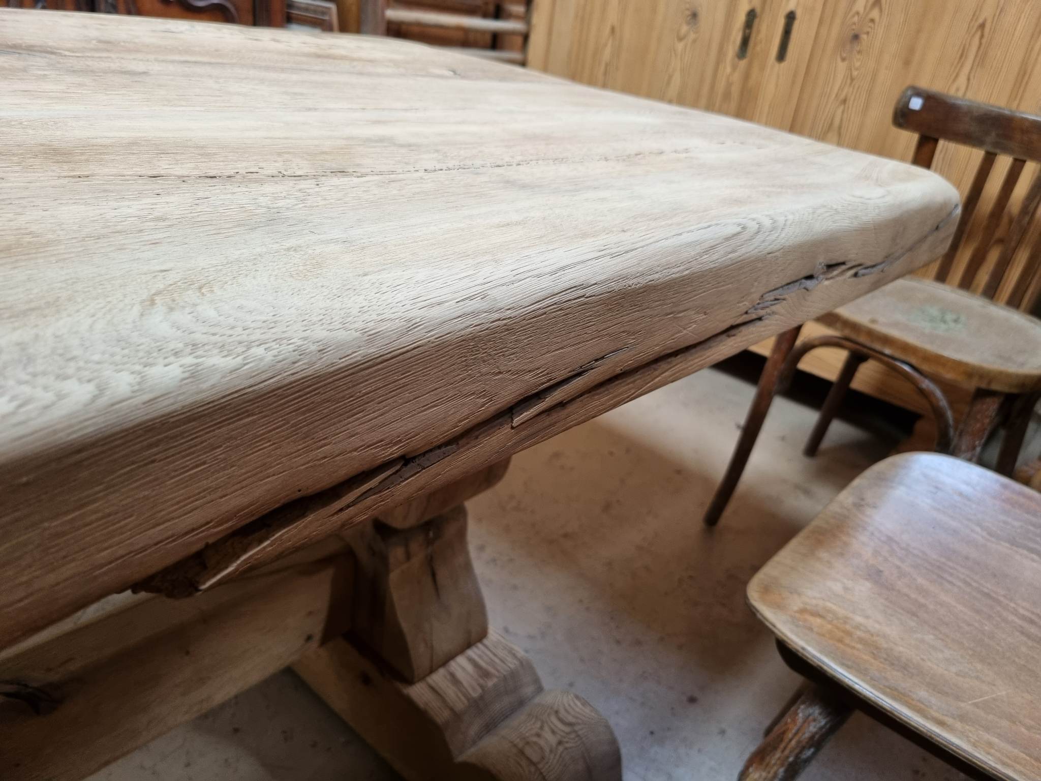 Farmhouse table