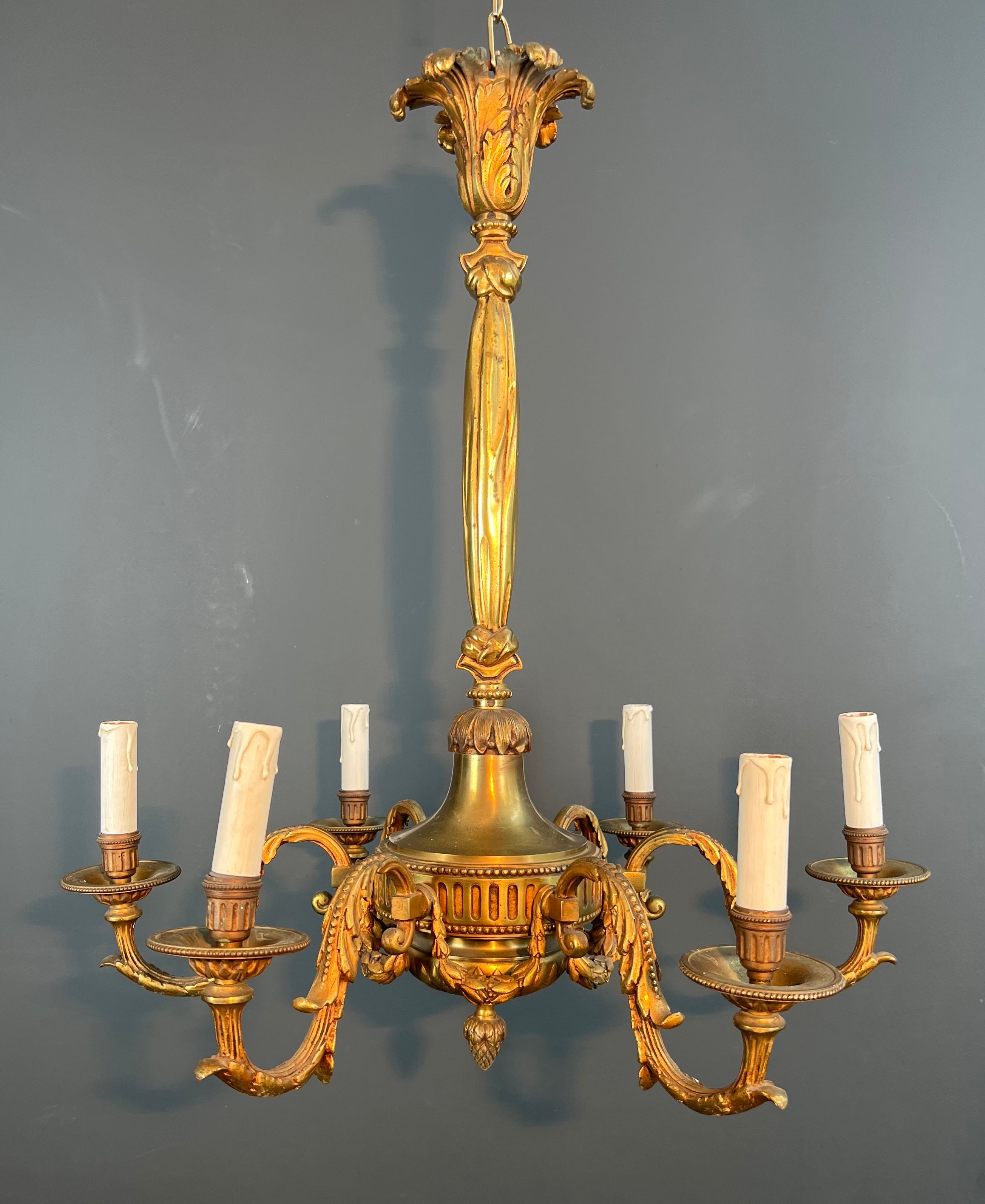 Bronze chandelier in Louis XVI style with 6 arms.