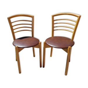 paire ancienne de chaises
