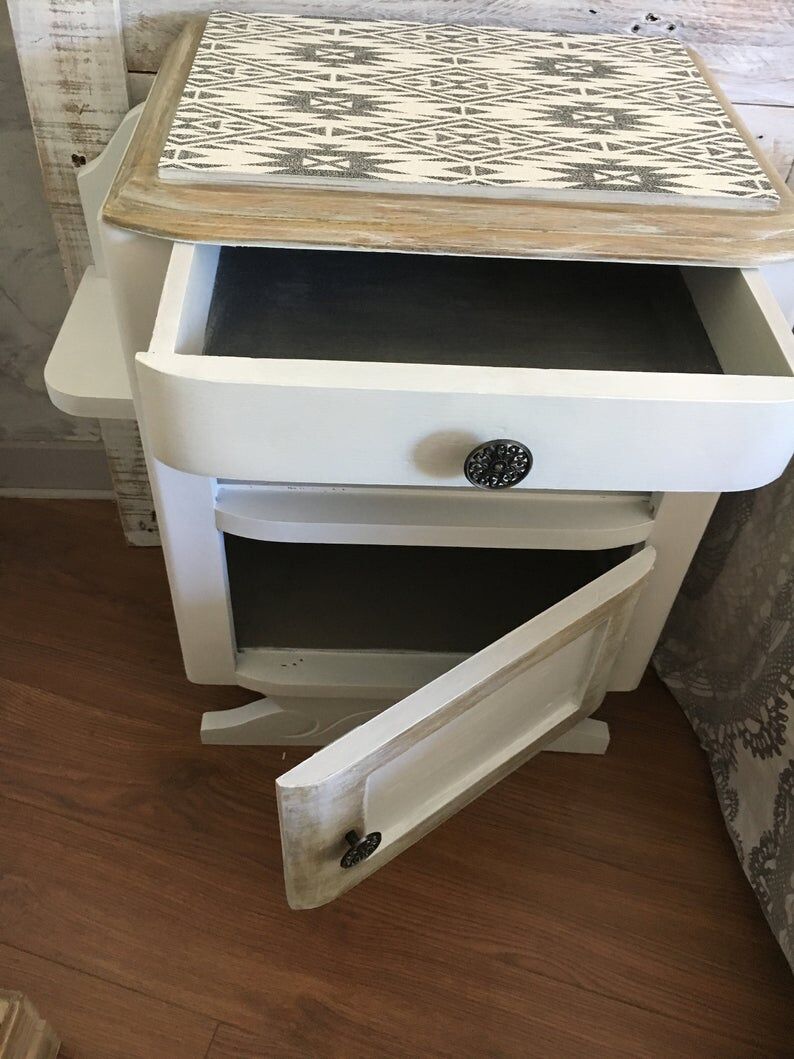 Vintage sofa tip or extra furniture