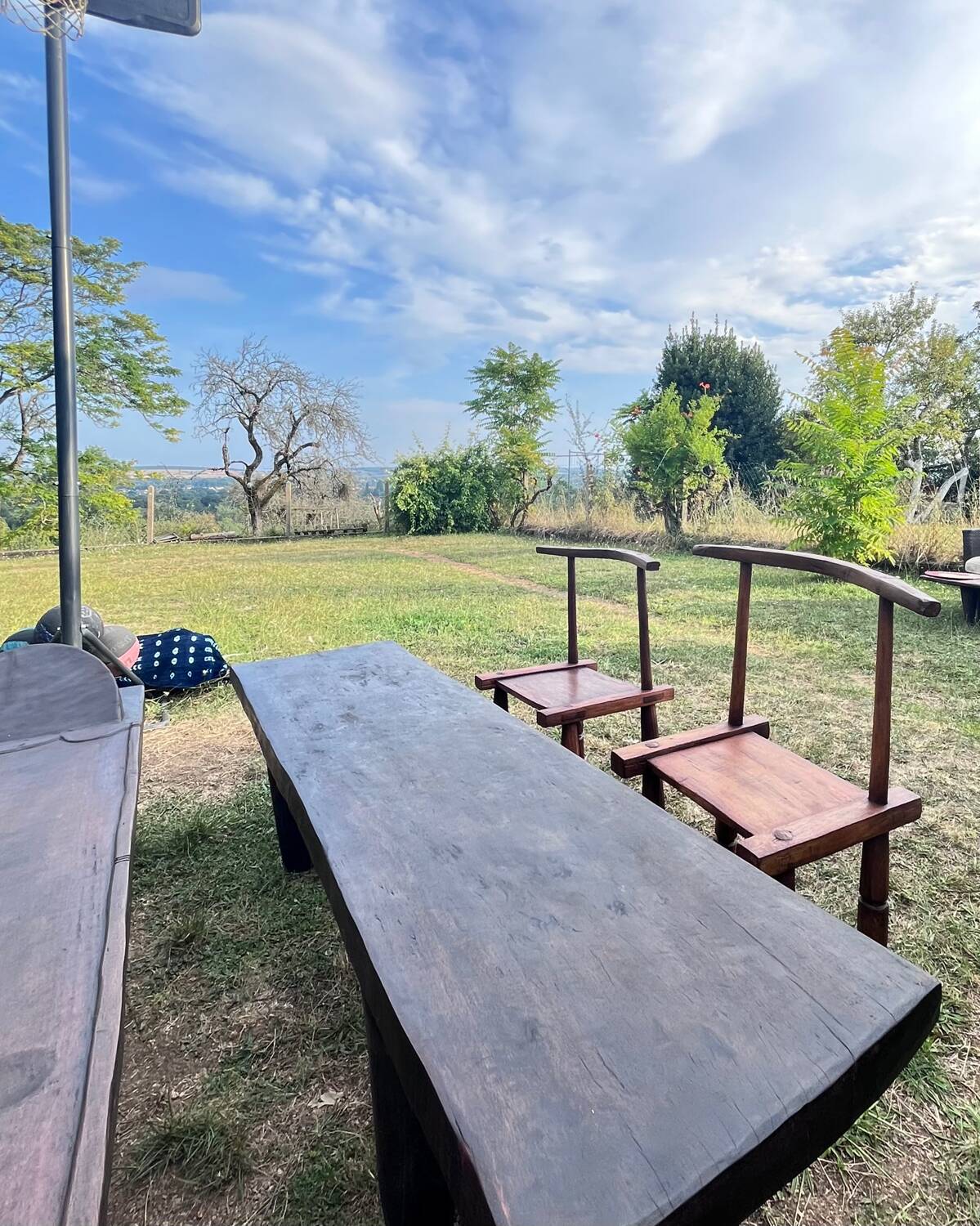 Senoufo Coffee Table XXXL (2m | 1.80m) in Solid Wood