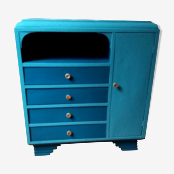 Vintage chest of drawers