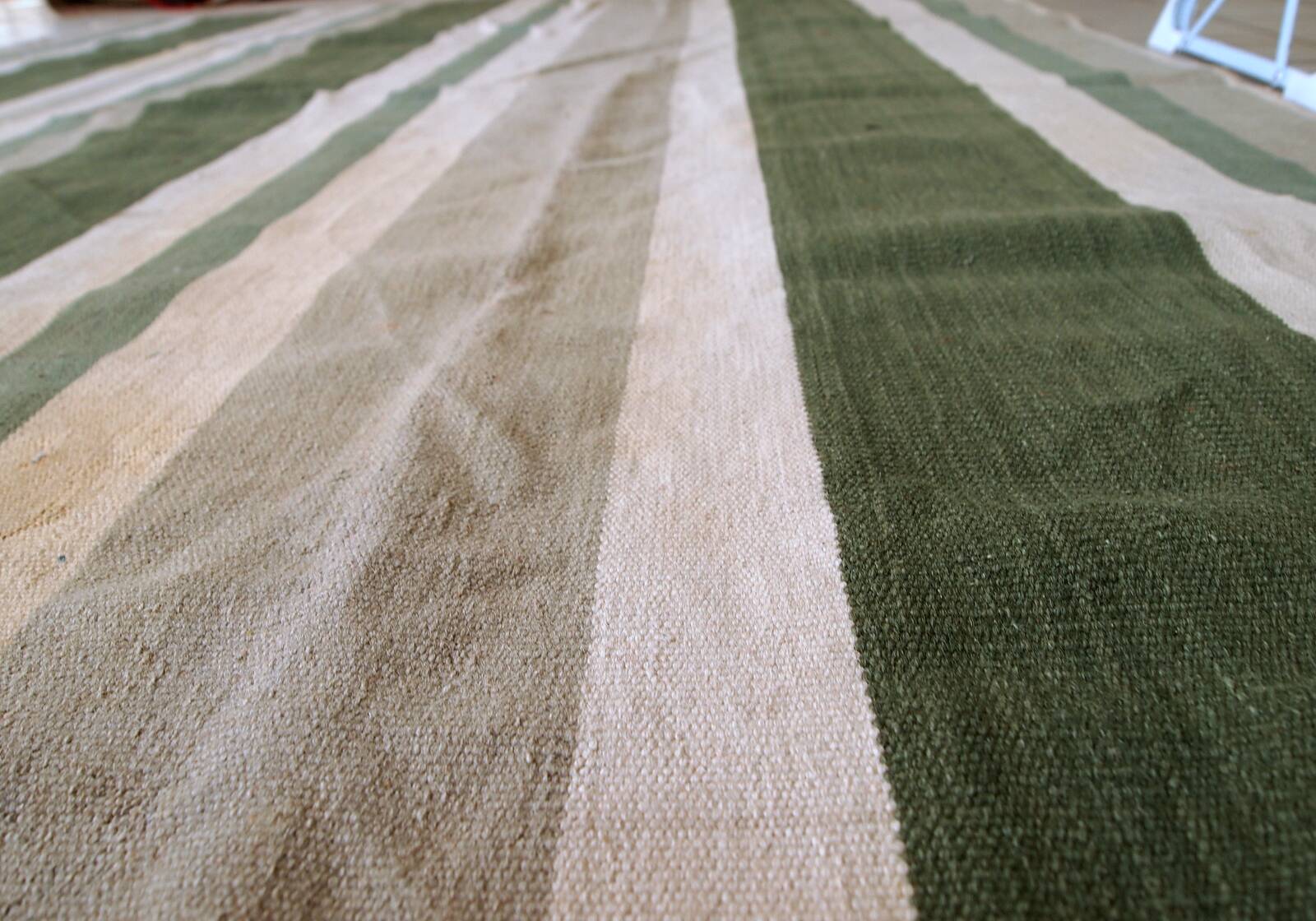 Kilim antique fait main Dhurri indien 167cm x 238cm (1930s)