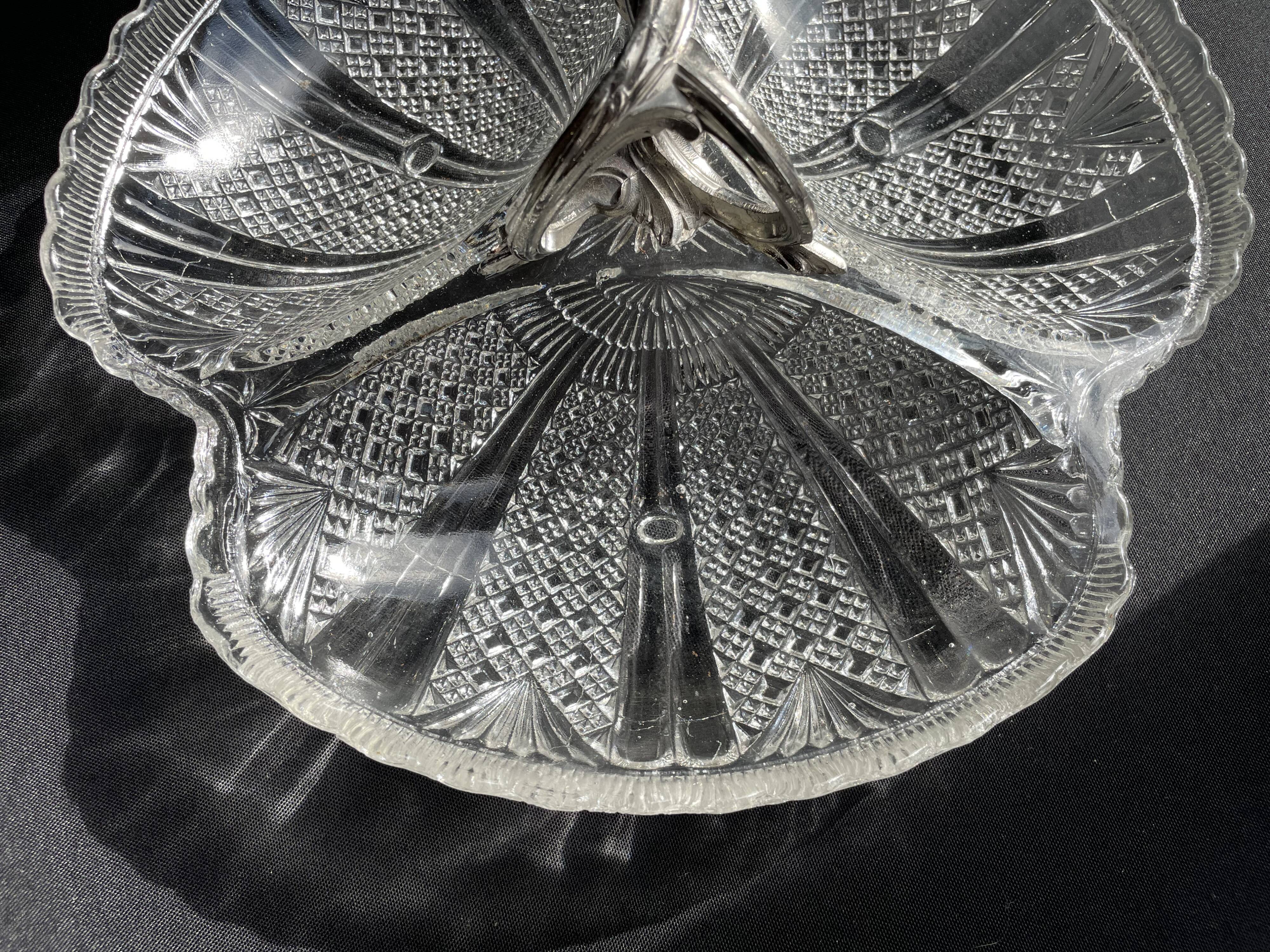 Dish called Art Nouveau beggar