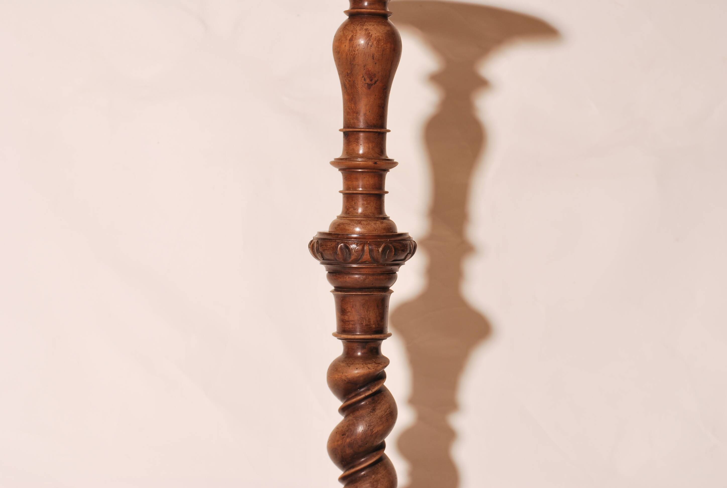 sculpted column, statue rest, plant holder