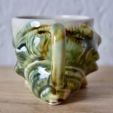 Vintage tea service in glazed ceramic - shape of conchs or shells