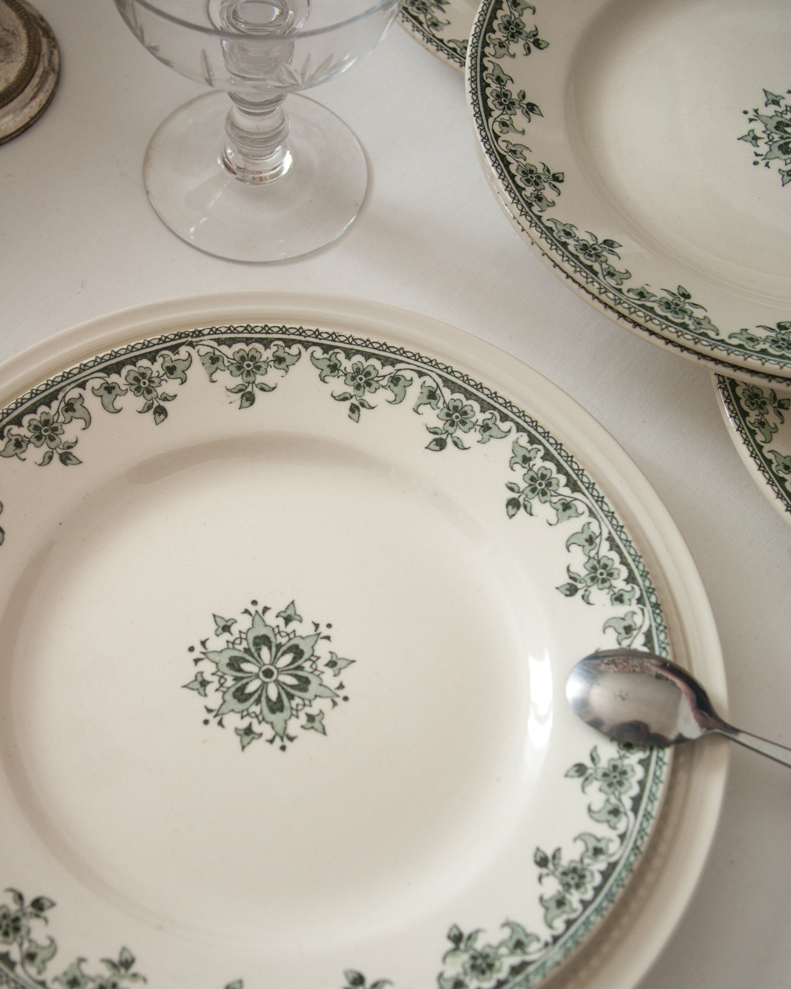 Suite of 9 old dessert plates