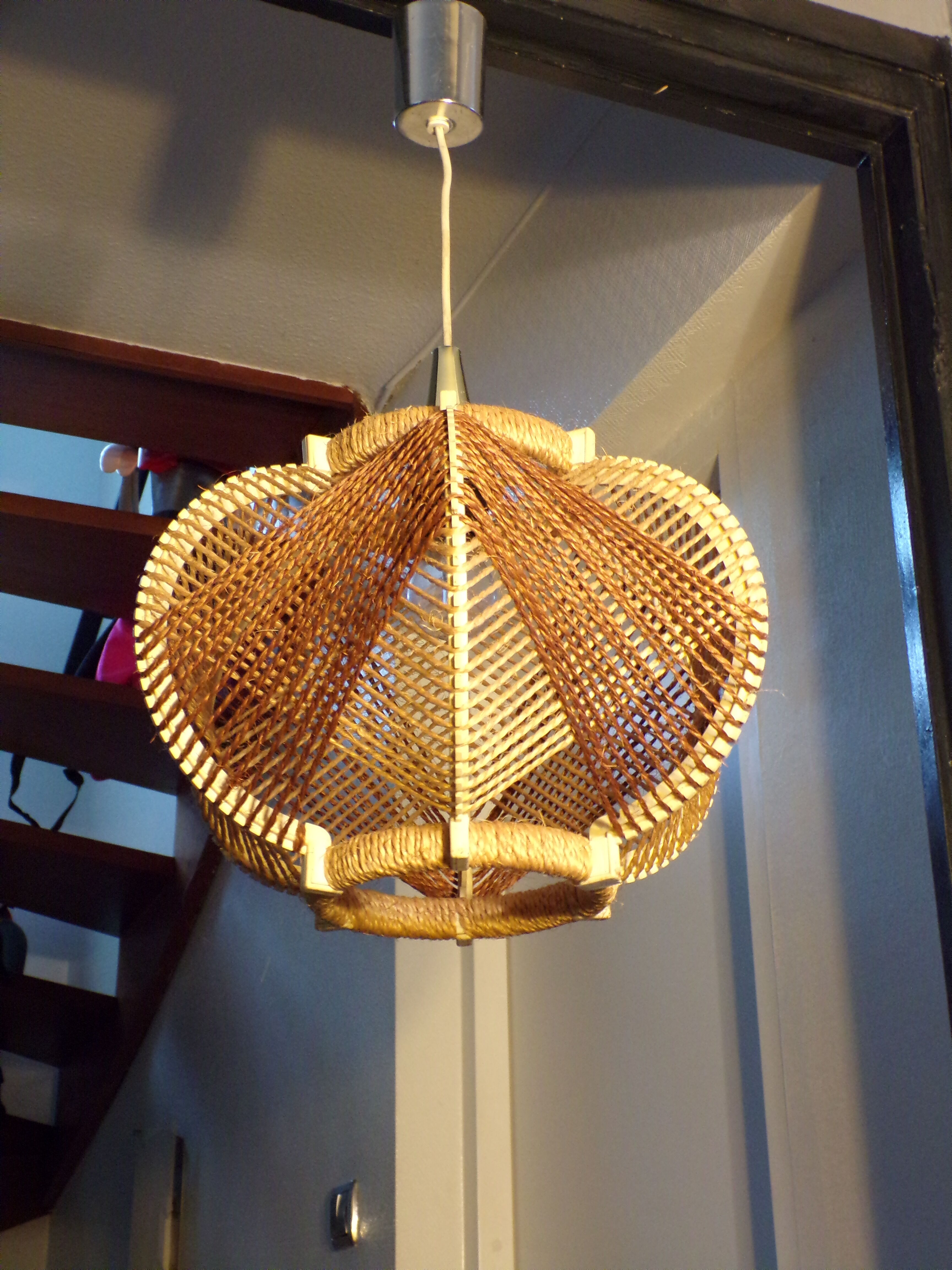 Vintage rope pendant lamp