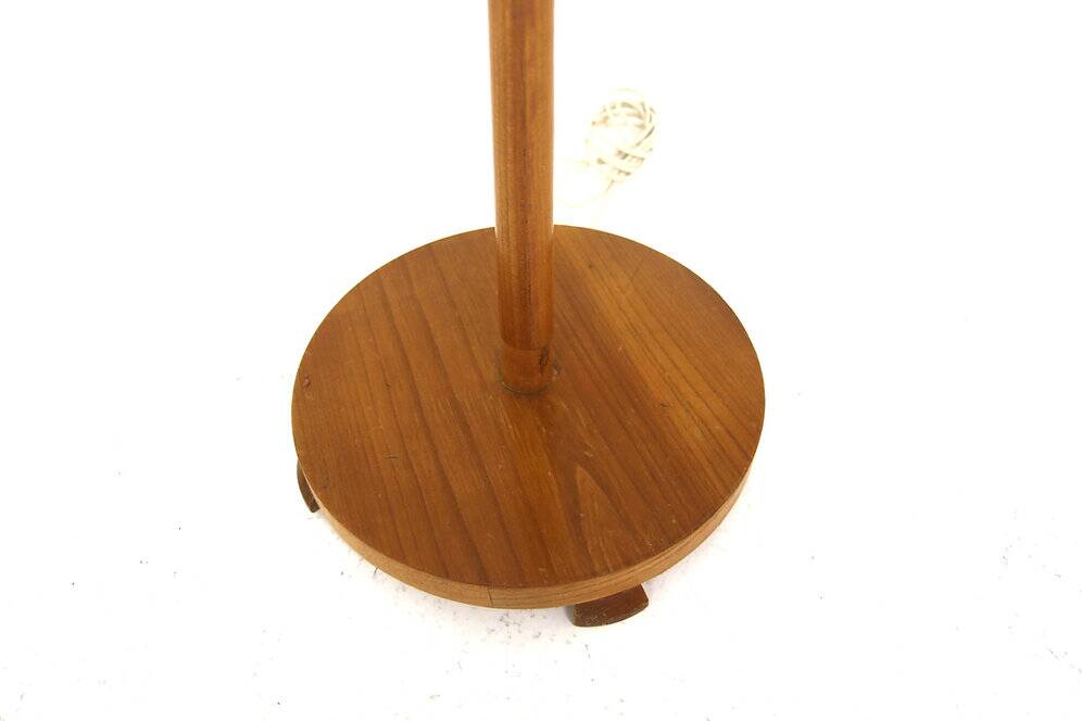 Scandinavian floor lamp in elm, Swedish modern, Sweden, 1940