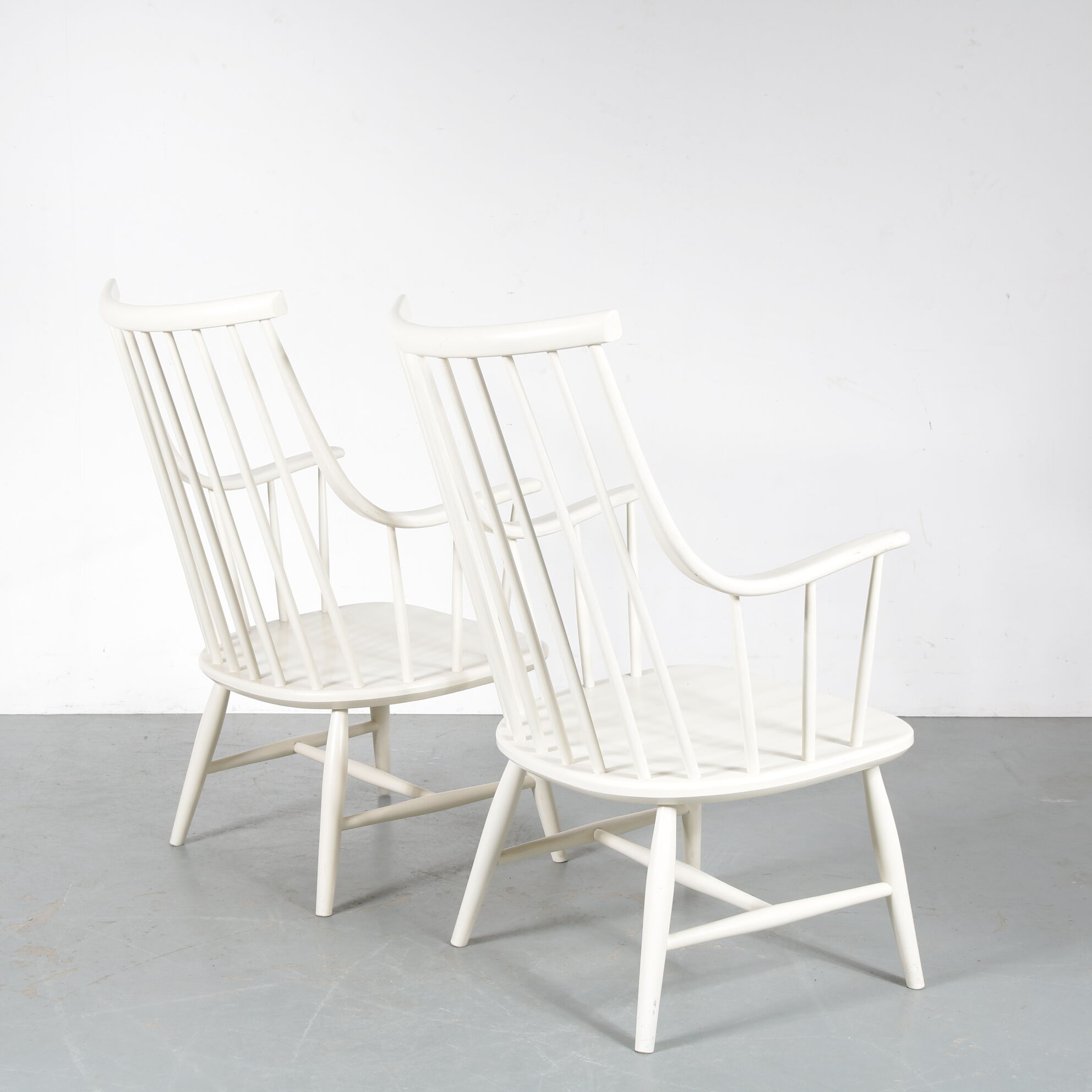 Paire de fauteuils par Lena Larsson fabriqué par Nesto en Suède 1950