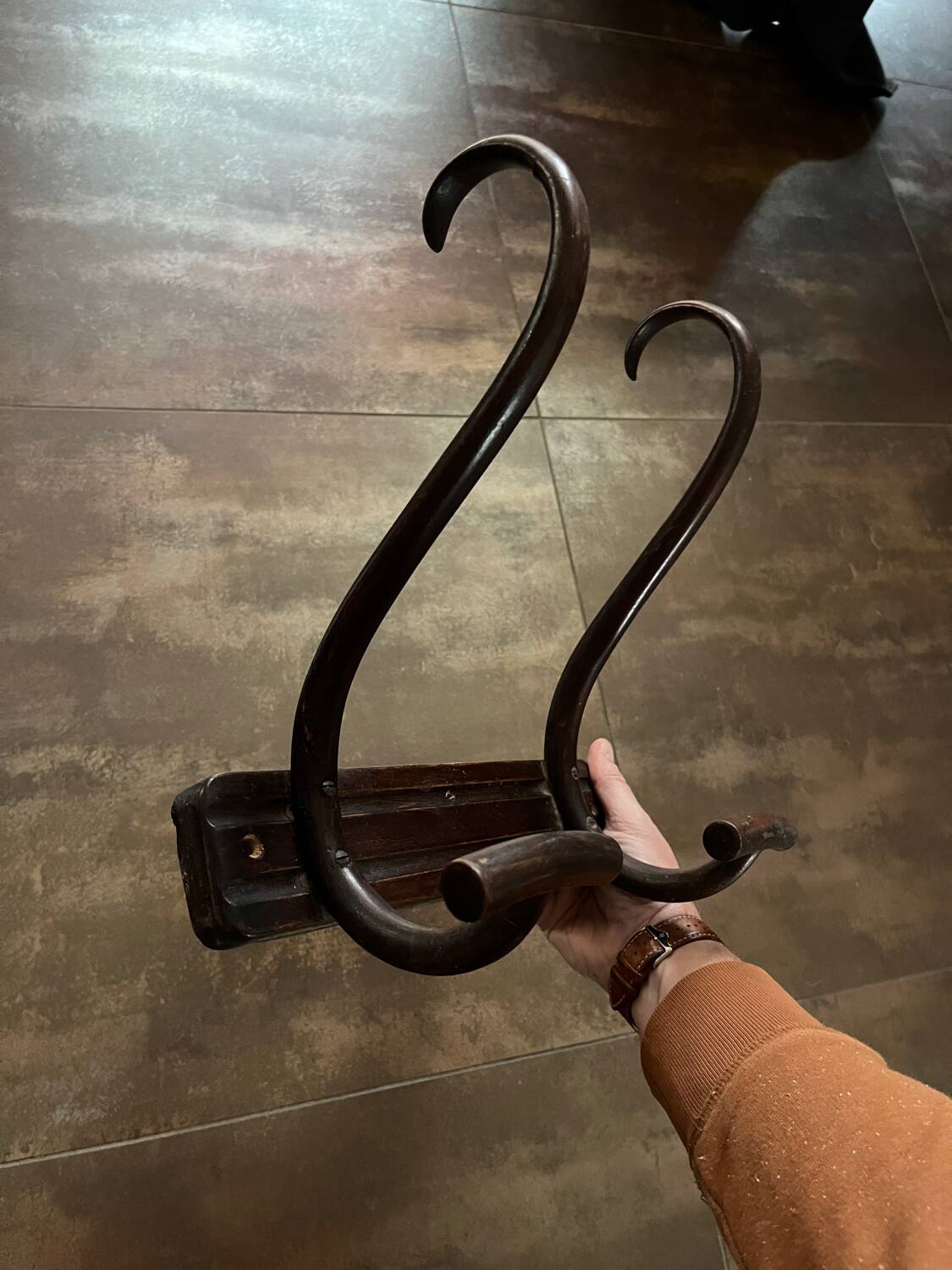 Thonet curved wood wall coat rack with 2 hooks