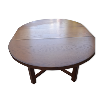 Dining room table