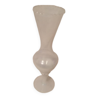 Vase vintage opaline