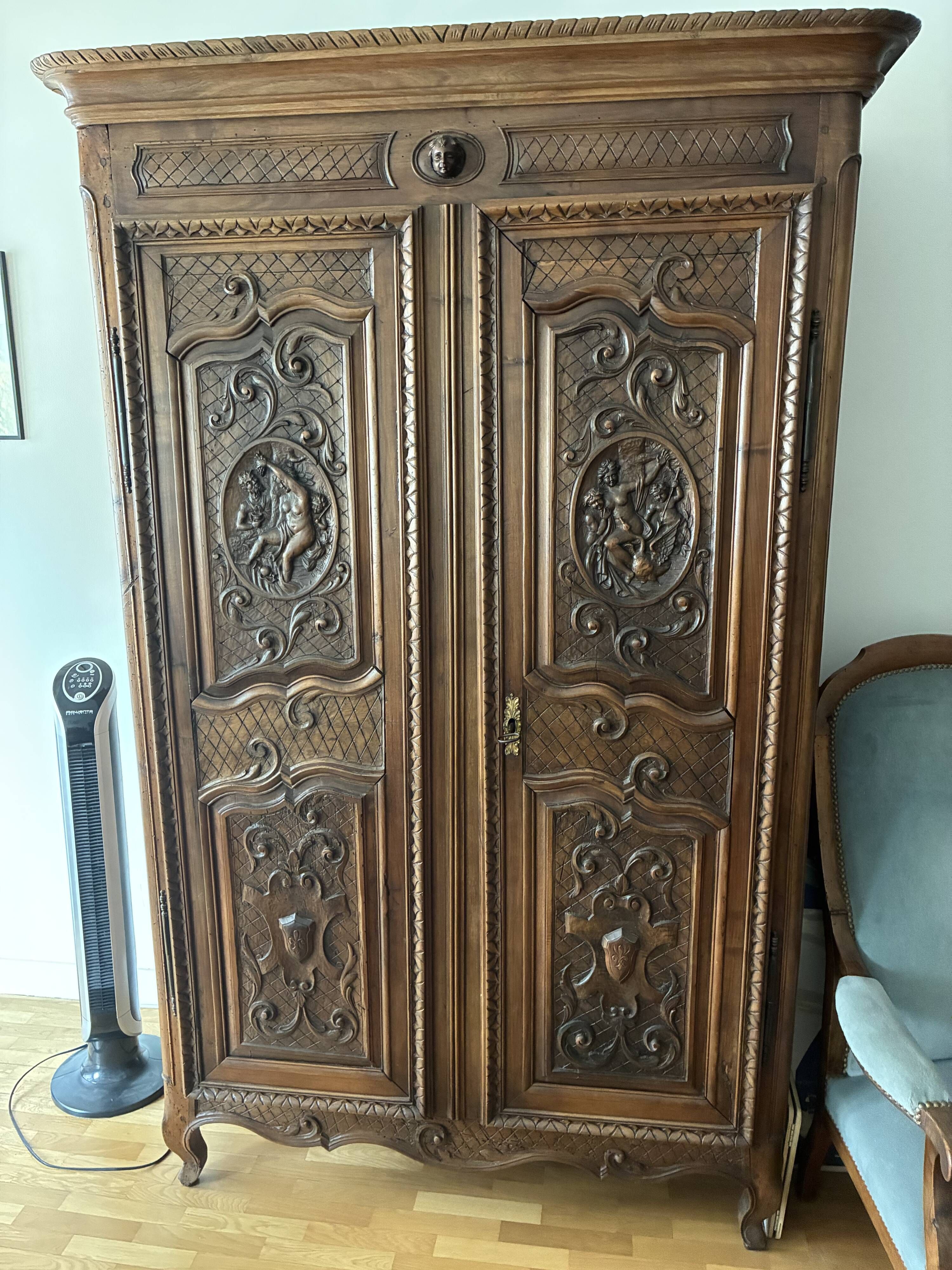 Decorated wardrobe