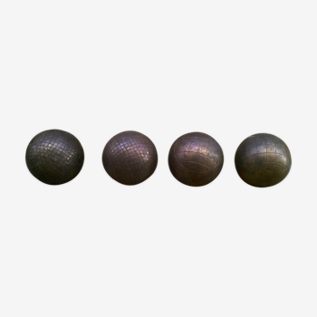Four Lyon balls