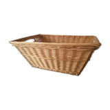 Wicker laundry basket