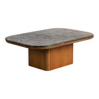 Fossil stone coffee table, Fossile collection, Switzerland, circa 1980.